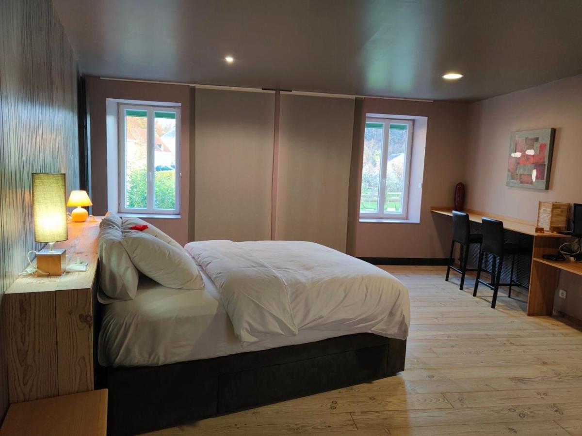 L'Auberge De Thenay Екстер'єр фото