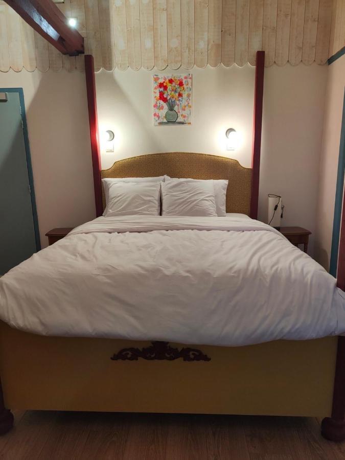 L'Auberge De Thenay Екстер'єр фото